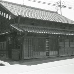 民家(弥勒町）