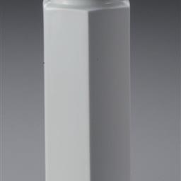 白磁花器